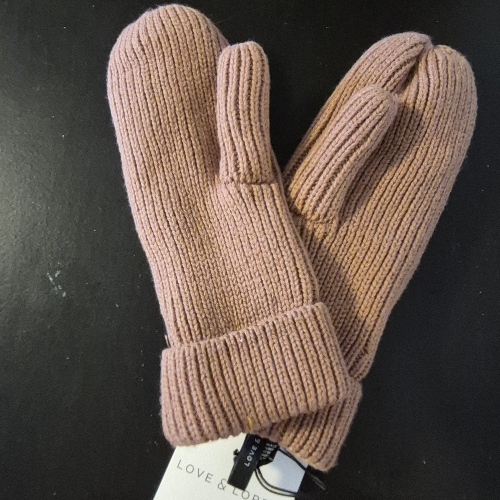 Love & Lore Knit Mittens